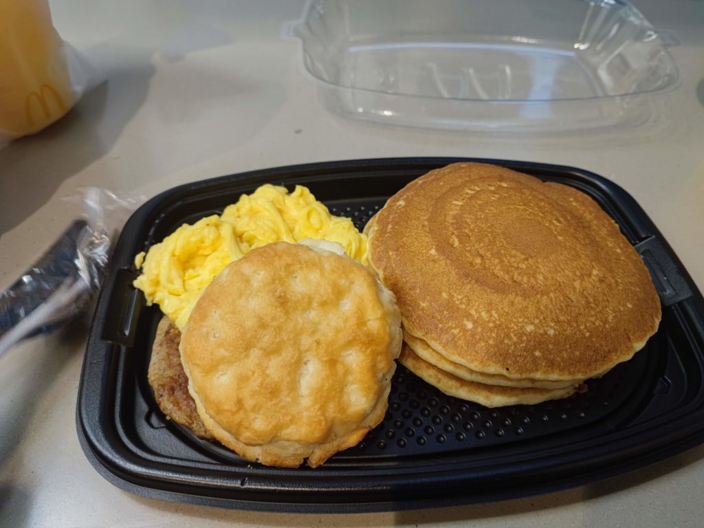 Visiter New York avec McDonald avec ce petit-déjeuner finalement peu appétissant - © Le Voyage de FloLili - Blog de Voyage